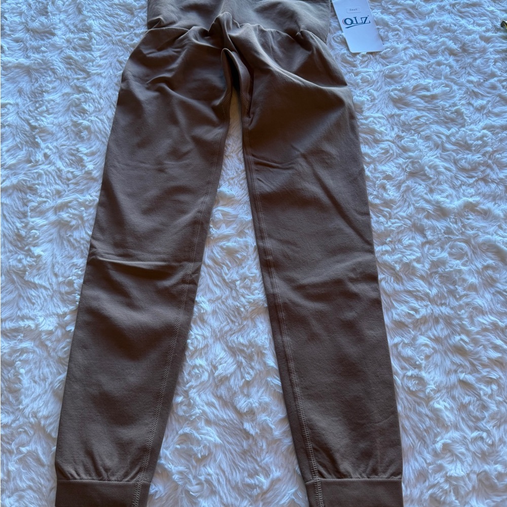 Stylish Tan Leggings for Women